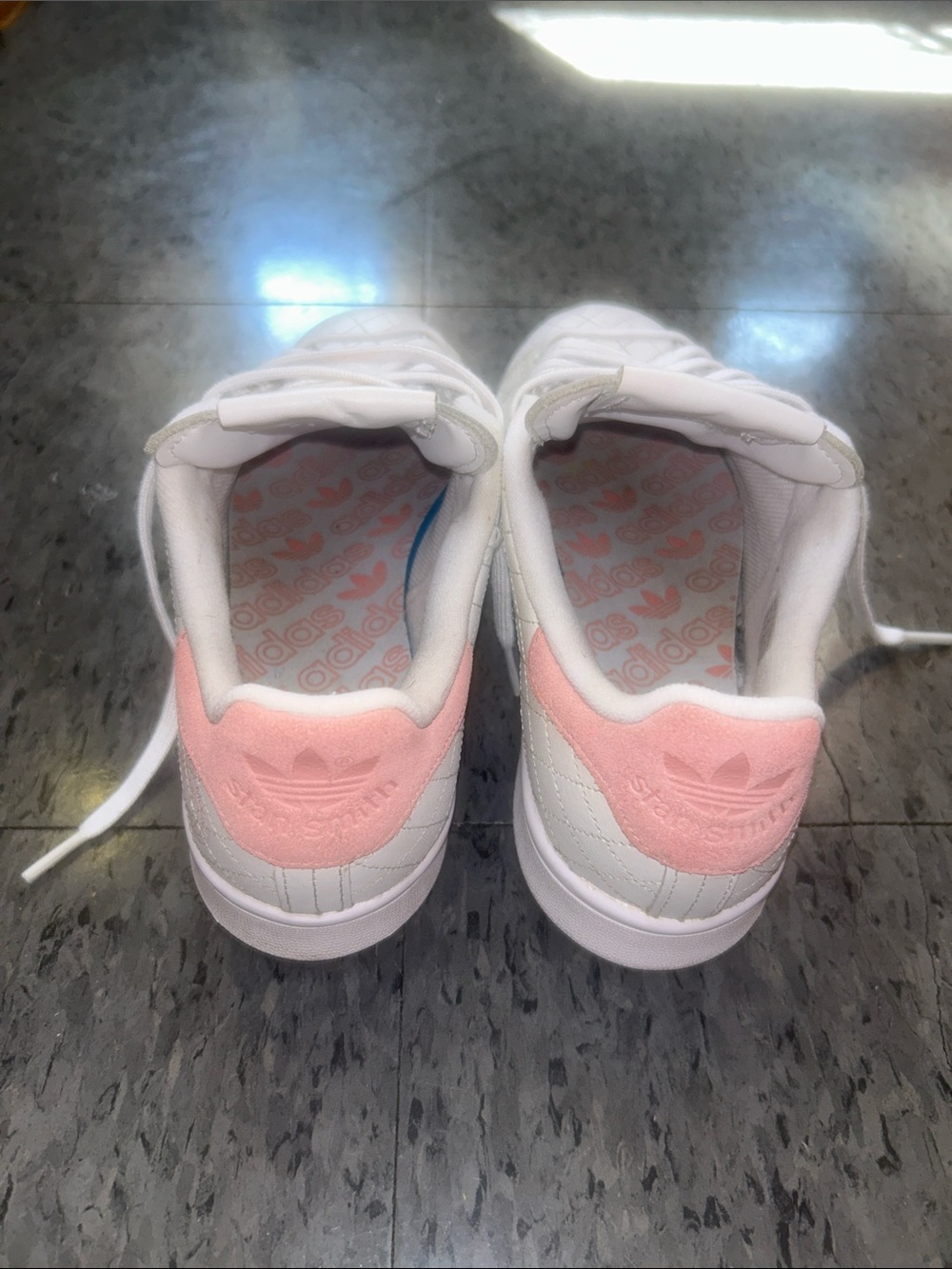 Adidas White Quilted Women’s Sneakers with Pink Accent - Picture 3 of 10